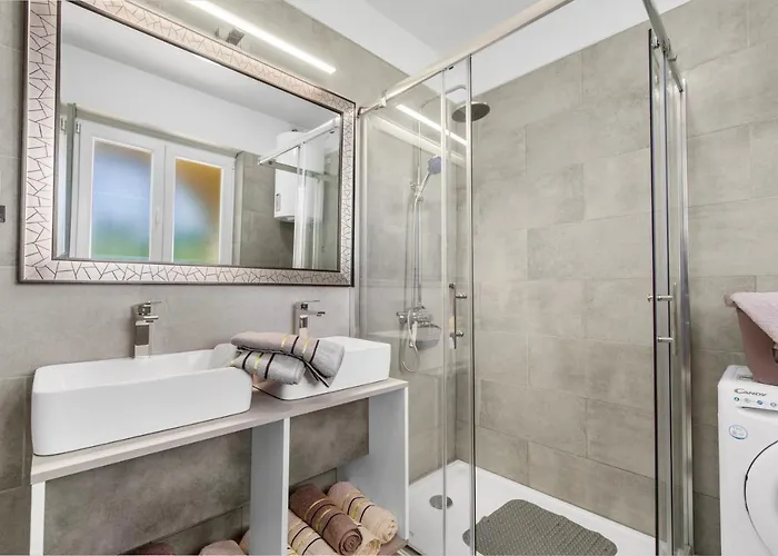 Apartment Sabina 2, *