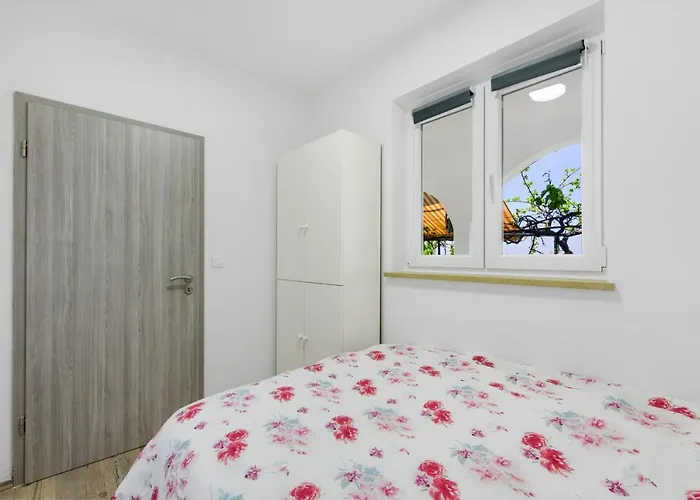 Sabina 2, Apartment *